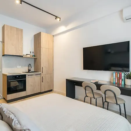 Apartment Near Cismigiu & Piata Universitatii *