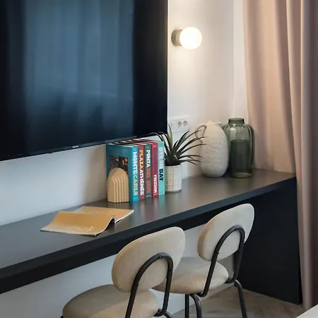 Near Cismigiu & Piata Universitatii Apartamento *