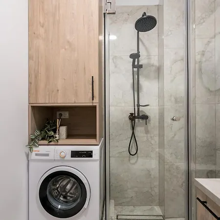 Near Cismigiu & Piata Universitatii Bukarest