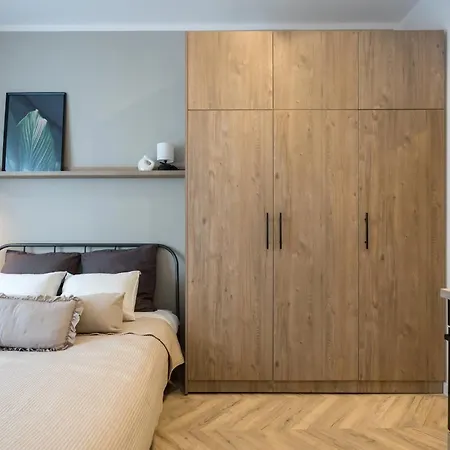 Near Cismigiu&piata Universitatii