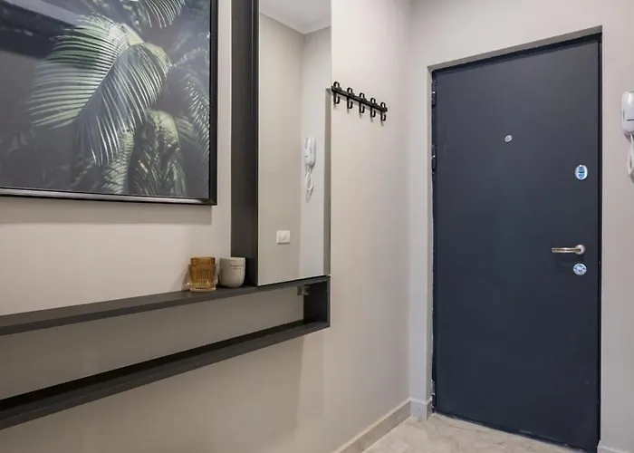 Near Cismigiu&piata Universitatii *