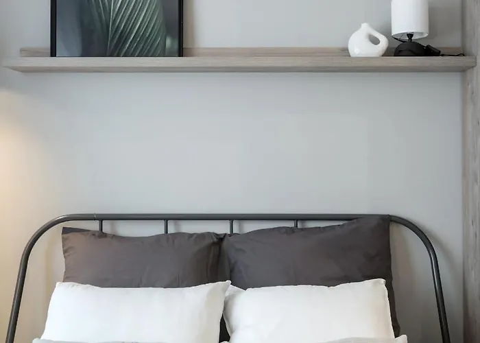 Near Cismigiu&piata Universitatii